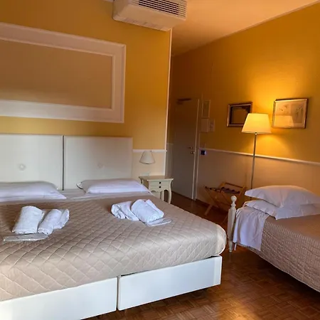 Hotel Villa Quiete Montecassiano Exterior photo